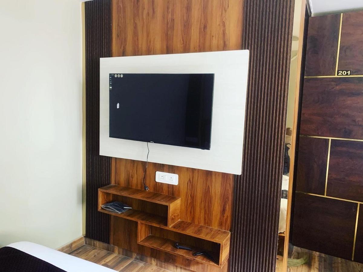 Rishīkesh Hotel & Hostel Vimal Ganga المظهر الخارجي الصورة